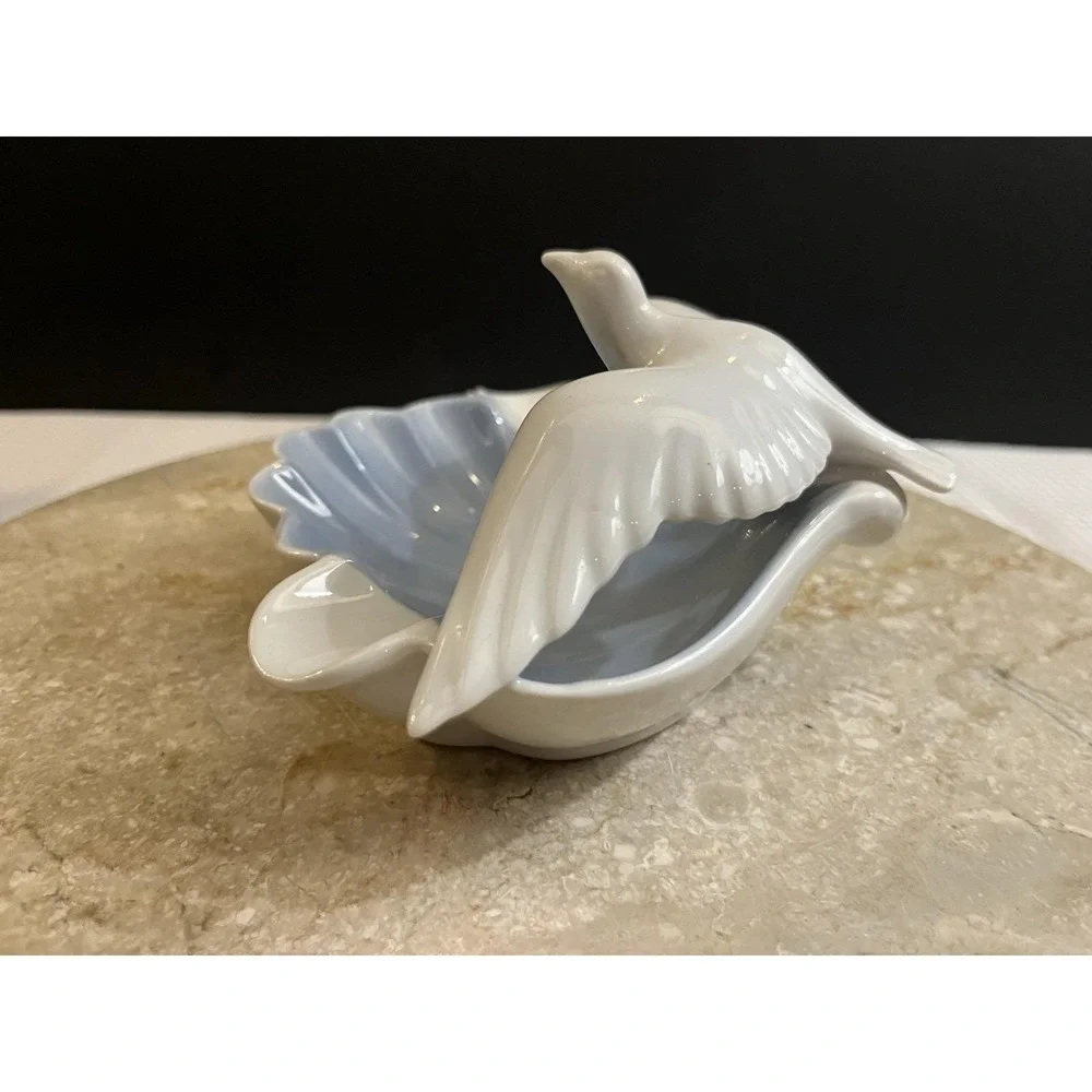 VTG Gerold Porzellan Bavaria Bird Dove Soap Dish Tray White Blue Western Germany